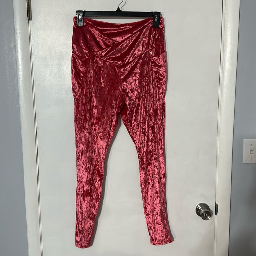 Fabletics High-Waisted Crushed Velour Crossover Leggings 1x NWT